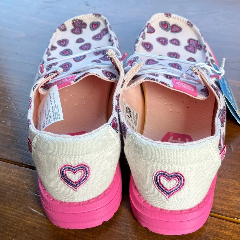 HEY DUDE WENDY YOUTH HEARTS PINK US Y3-L4